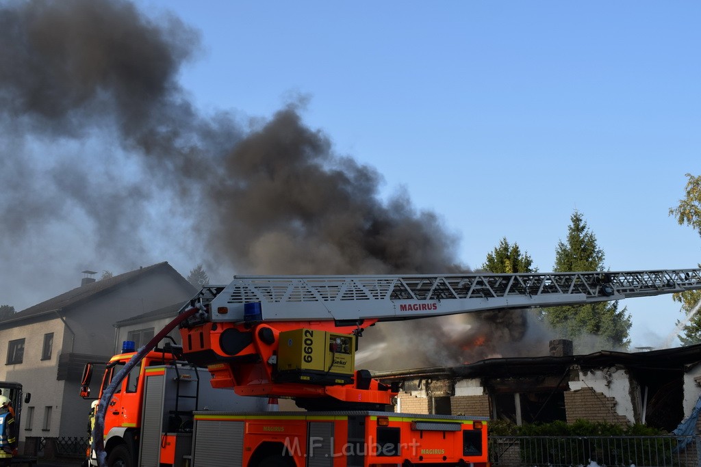 Feuer 2 Y Explo Koeln Hoehenhaus Scheuerhofstr P1093.JPG